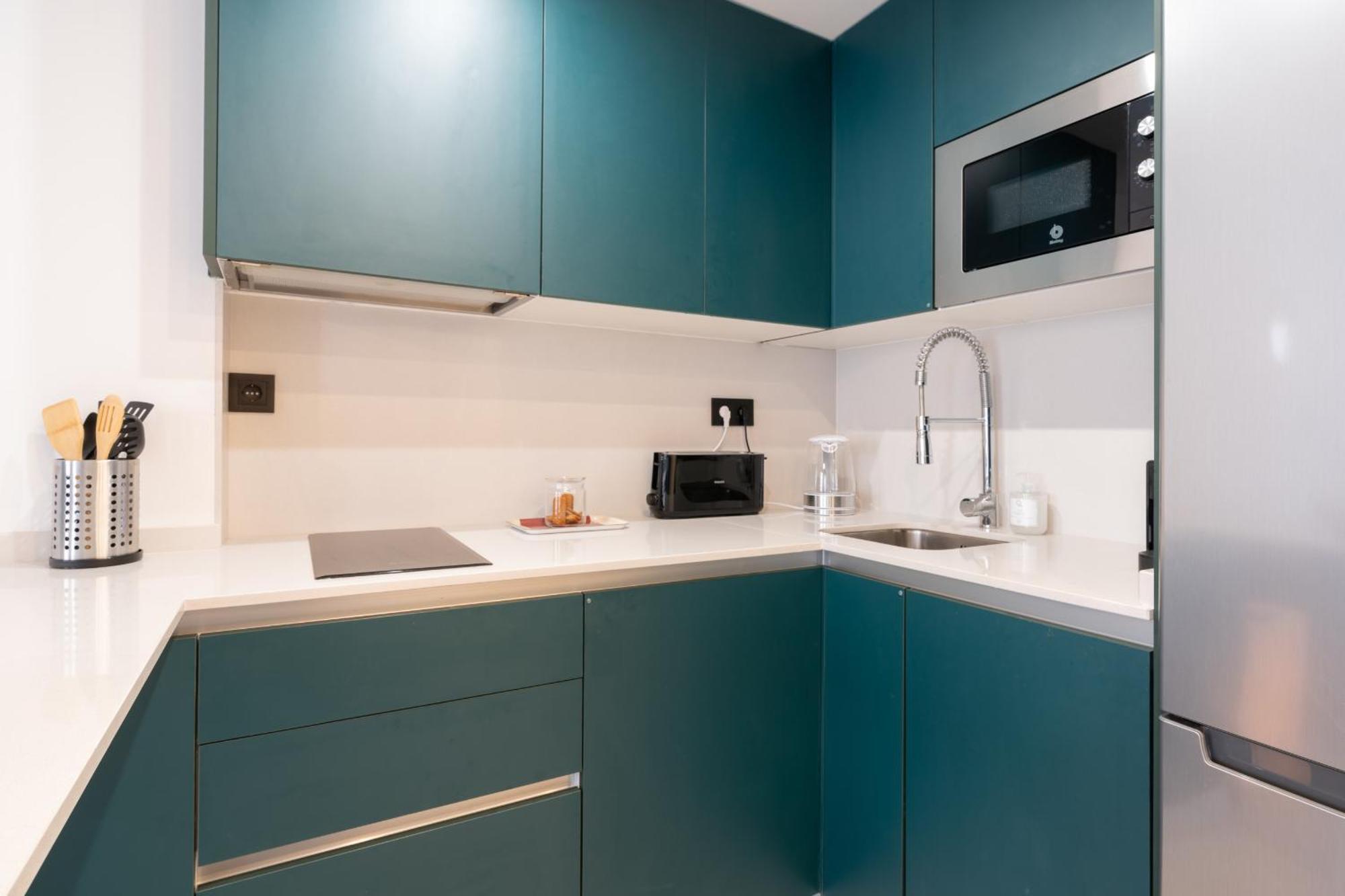 Sanctuary, By Cazul Apartamento